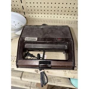 Vintage Snakmaster Sandwich Maker Press Portable Grill - Tested Works